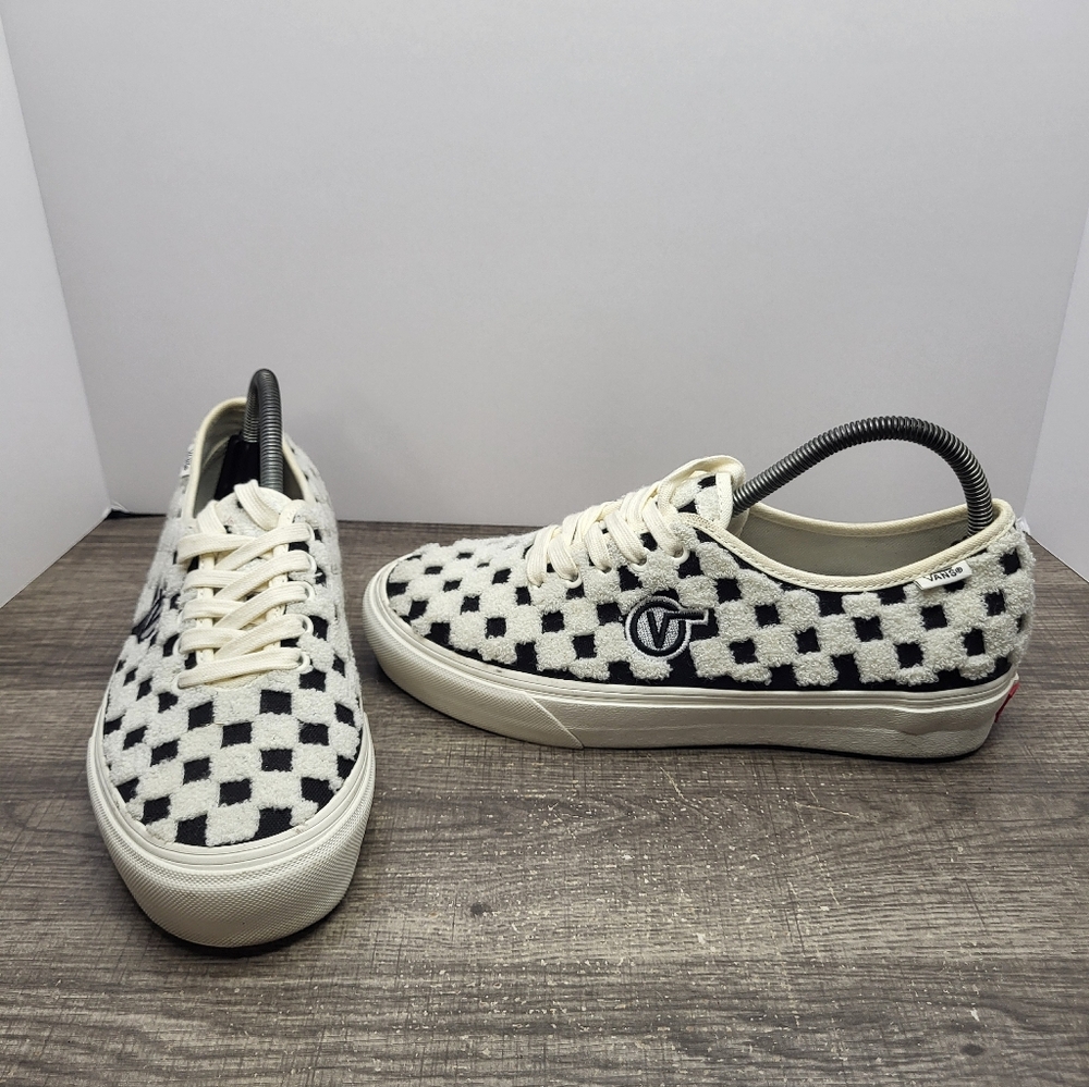 Vans Authentic One Piece VLT LX 'Embroidered - Black Marshmallow Mens 8 Wms 9.5